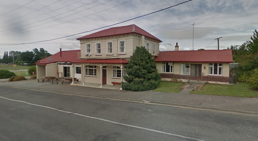 The Waikaka Royal Hotel. Photo: Google Maps