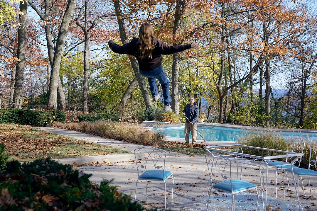 Lily Bird, left, and Nicolas Cage in Dream Scenario. 