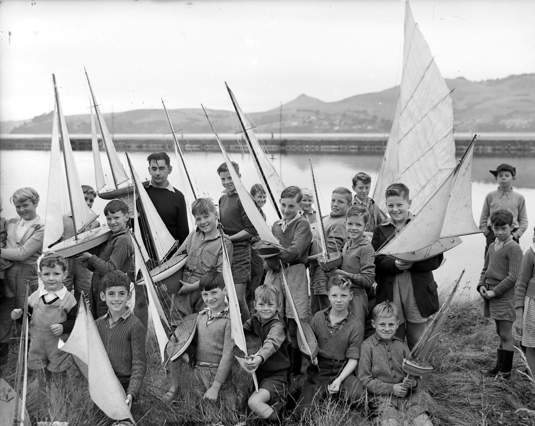 Model yacht racing ... the time spent on it goes. Photo: Evening Star collection