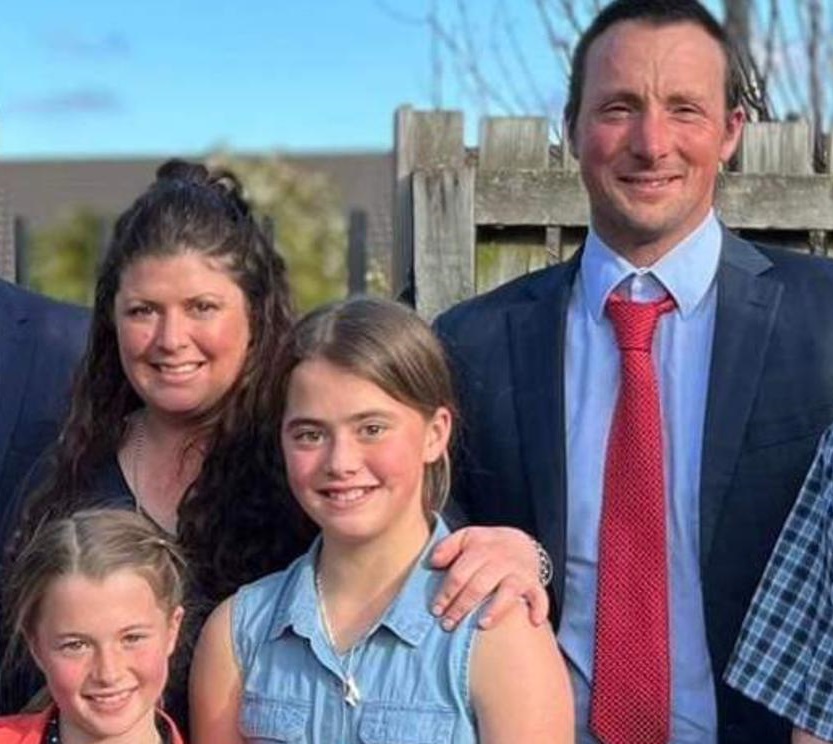 Mark and Abbey Dillon with daughters Lou and Maddi.  Photo: Supplied/Givealittle