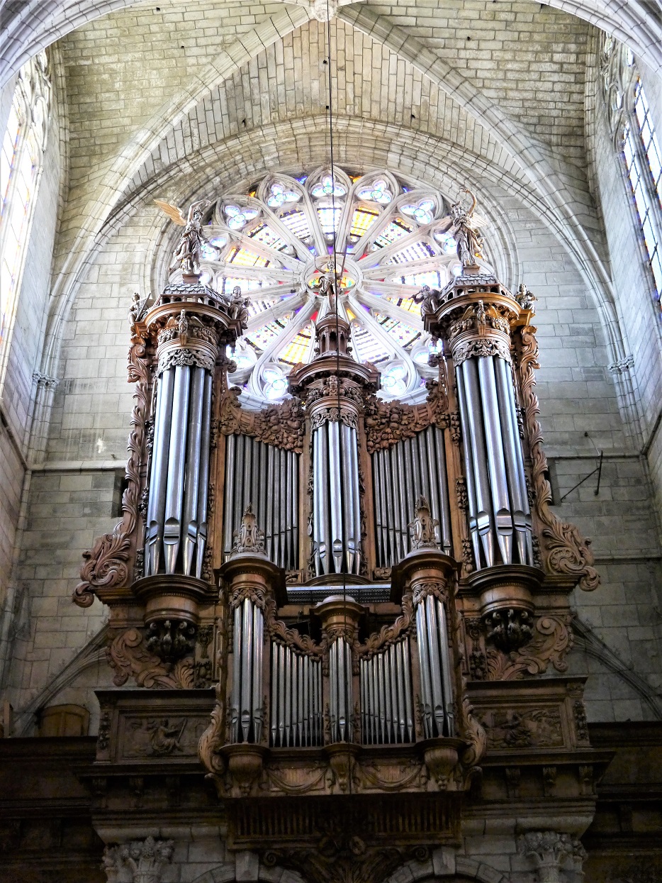 Chris Hainsworth is now the organist of Beziers Cathedral in France. Photo: Getty Images