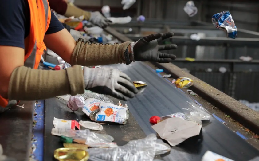 A recycling facility in Lower Hutt. Photo: RNZ