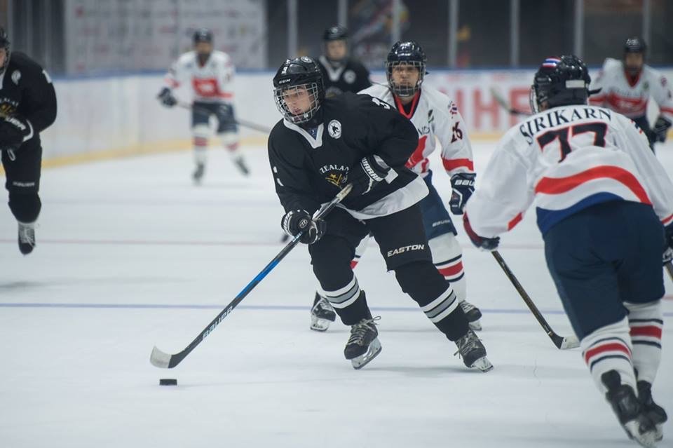 Former Gore Grizzlies ice hockey player Beth Scott will be representing New Zealand at the IIHF...