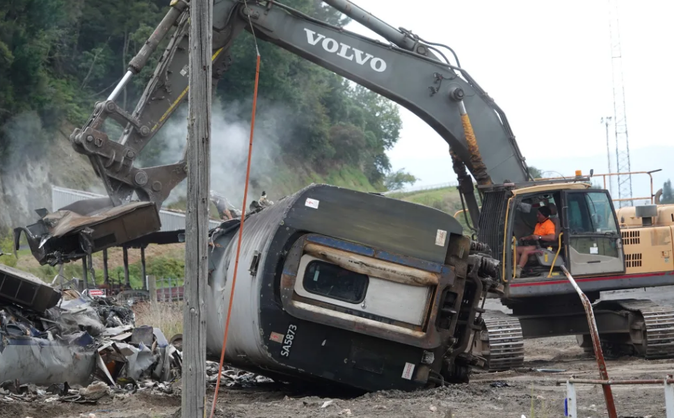 Twenty-seven of the 53 Auckland train carriages dumped in Taumarunui will be scrapped over the...