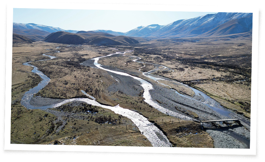 The plateau below the Hawkdun Range in Oteake Conservation Park, where the Manuherikia starts its...