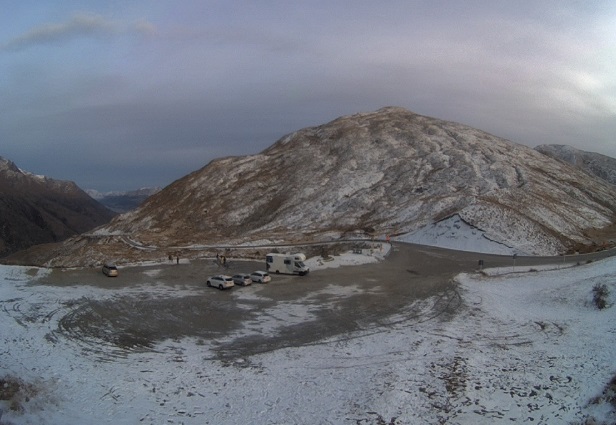 A cool start to the day on the Crown Range road. Photo: MetService  