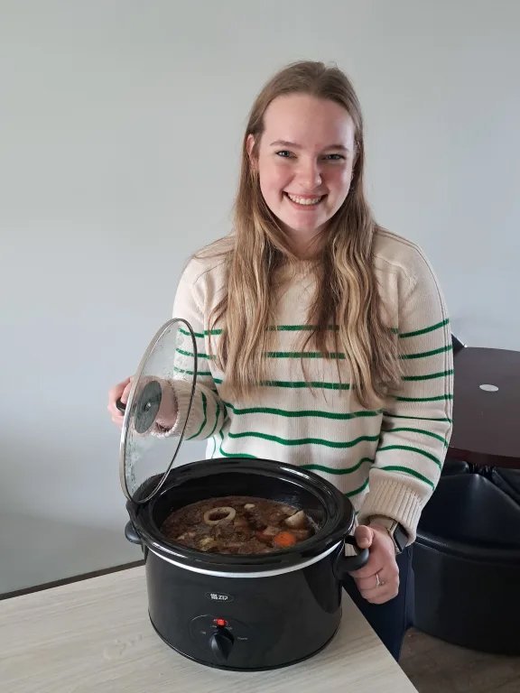 Student nurse and food blogger Jordyn Hammond spends $80 a week to feed her two-person household....