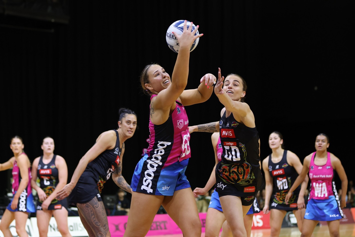 Action from the Magic v Steel game in Hamilton this evening. Photo: Michael Bradley Photography