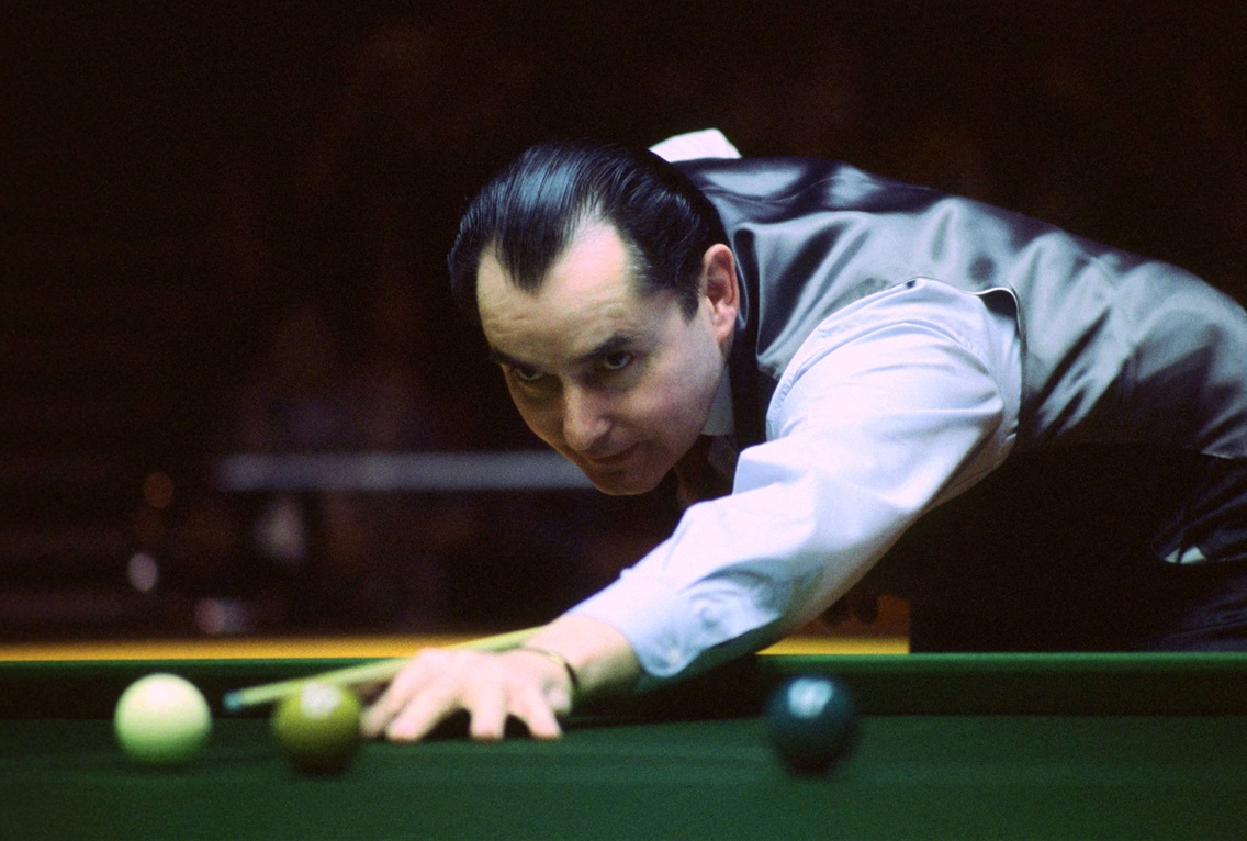 Ray Reardon in action at the table. Photo: Action Images via Reuters