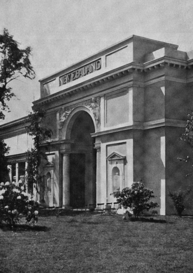 Main entrance to the New Zealand court at the British Empire Exhibition, Wembley, London. — Otago...