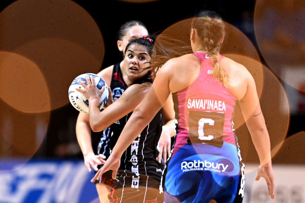 The Tactix' Kimiora Poi (C) looks for options during an ANZ Championship match against the Steel...