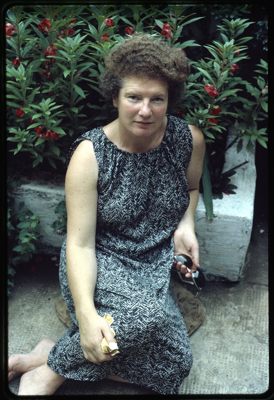 Janet Frame, summer, 1967, Baltimore 21205. Unidentified photographer. MS-5371/005/007, Hocken...