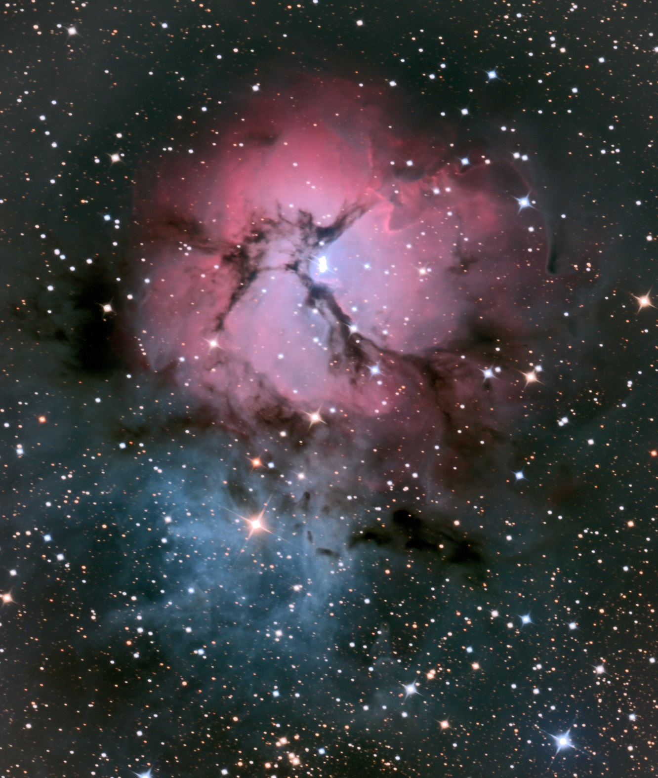 The Trifid Nebula is a vast reservoir of dust and gas. Photo: Ian Griffin