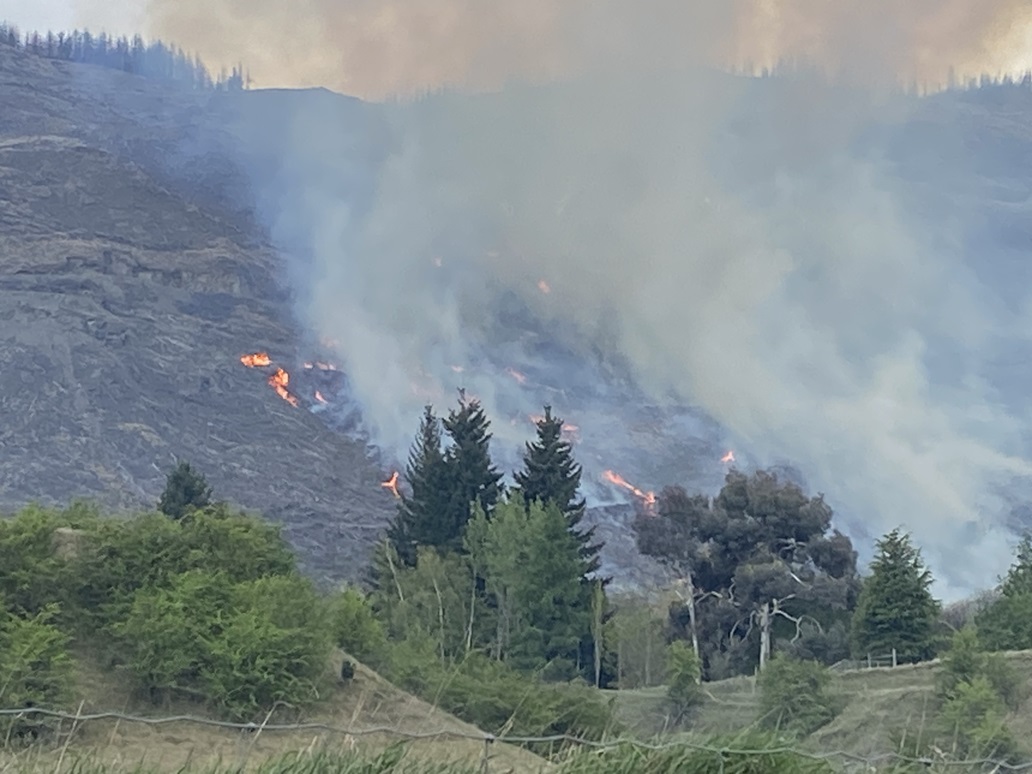 Helicopters were being used in an attempt to control a fire in Arrowtown this afternoon. PHOTO:...