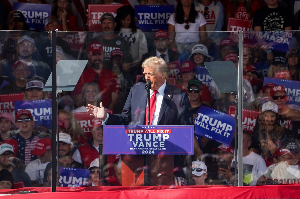 Donald Trump speaks during a campaign rally in Gastonia, North Carolina. Photo: Reuters
