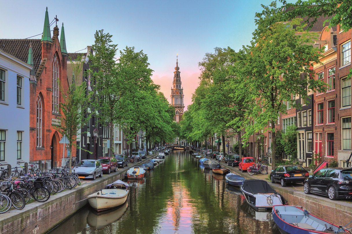 Amsterdam’s Groenburgwal canal.