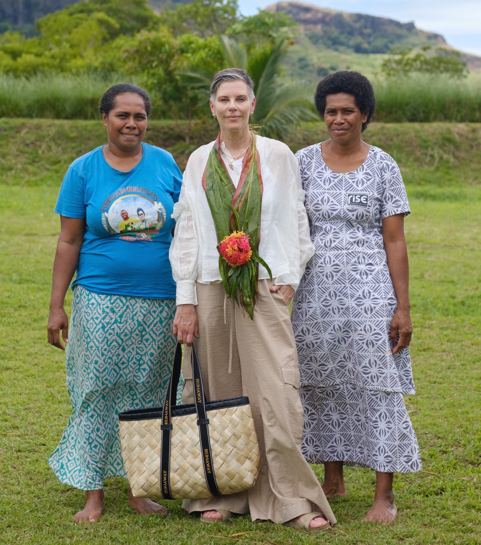 Karen Walker Karen Walker visited Verevere Village to learn the process of making pandanus bags....