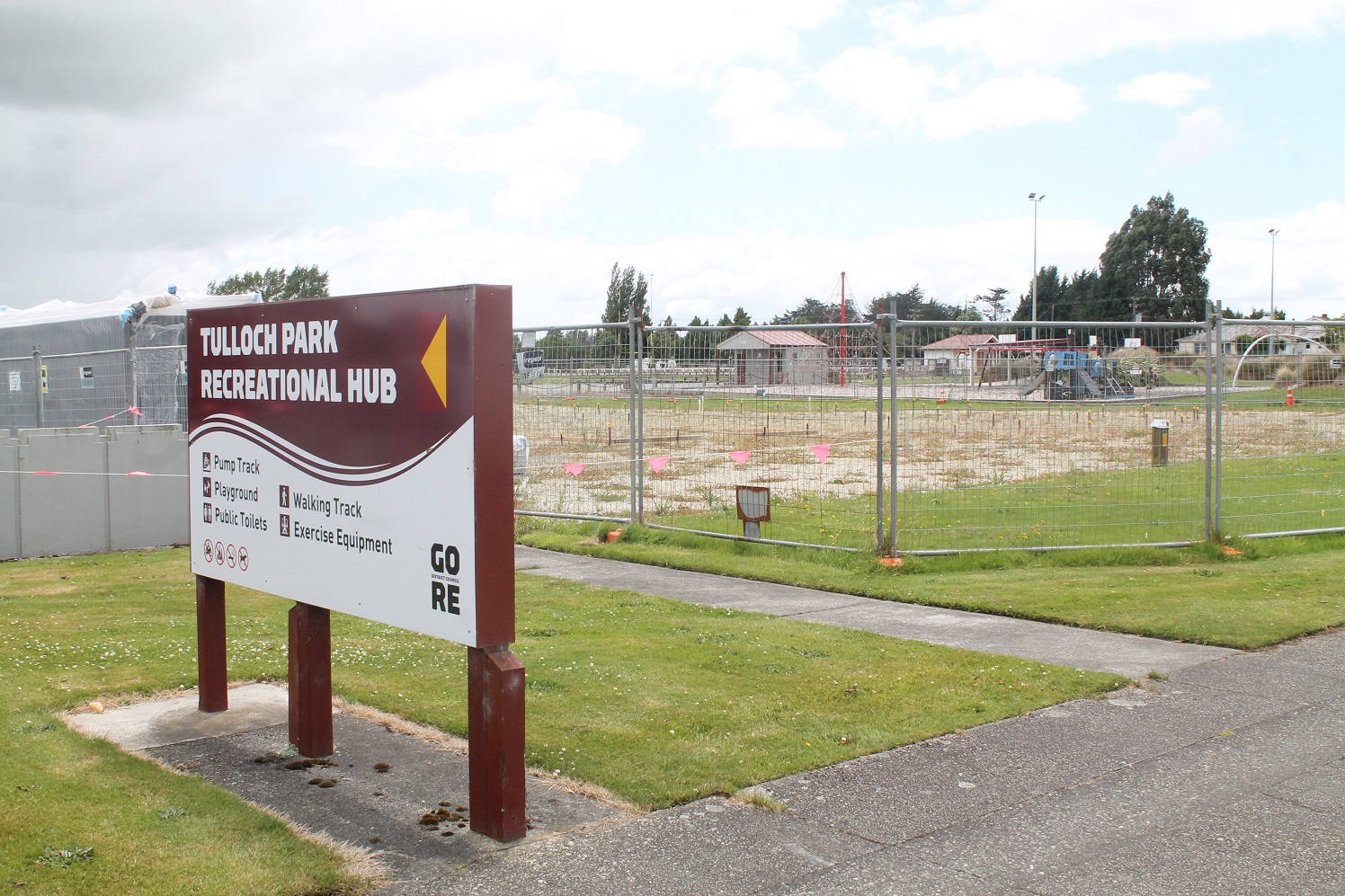 Part of Tulloch Park is fenced off for the construction of a splash pad. Photo: Gerrit Doppenberg