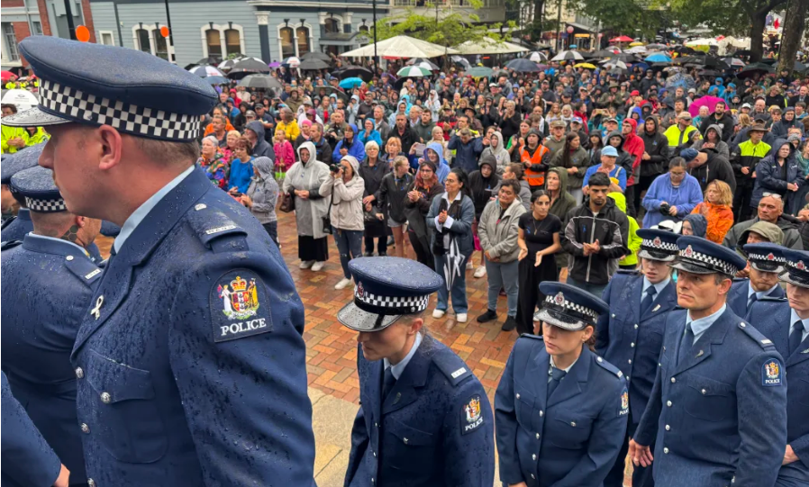 The vigil was held in  Trafalgar Square. Photo: RNZ 