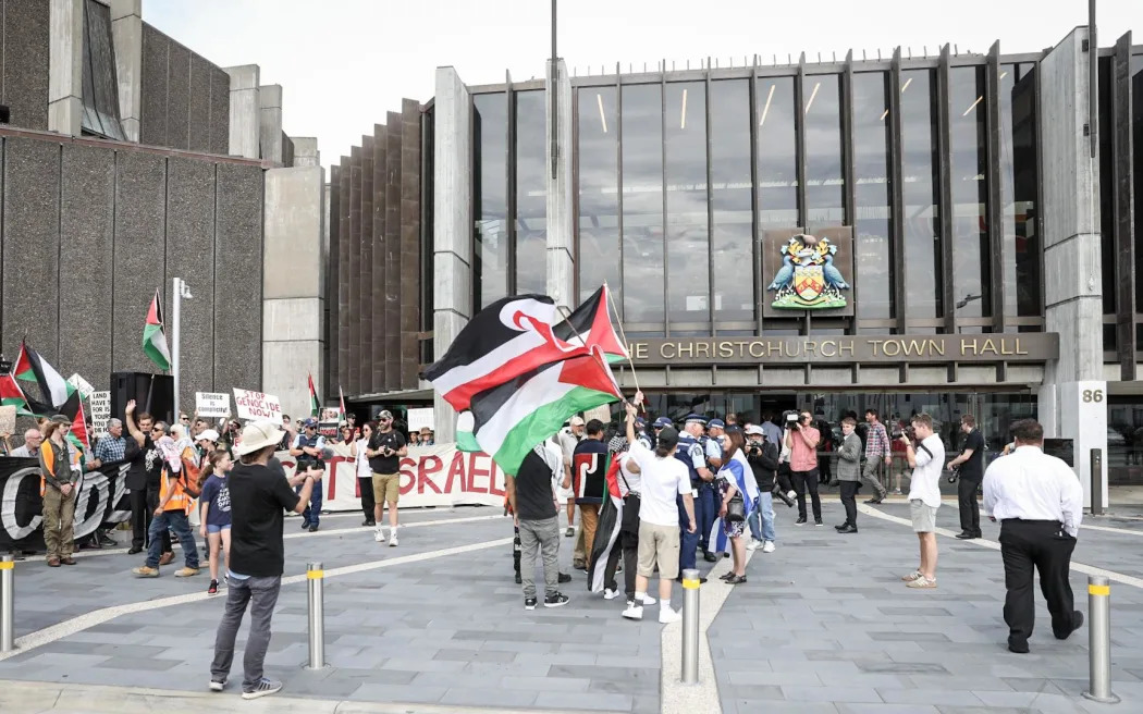 Several protesters gathered outside Winston Peters' State of the Nation Speech today.