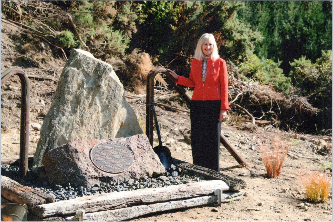 Deborah Ford with the new memorial to her grandfather. Photo: supplied