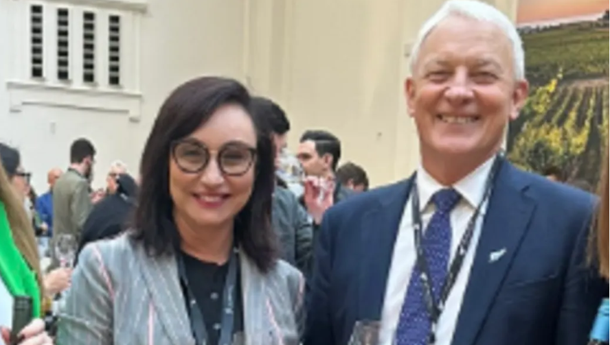 Guergana Guermanoff with Phil Goff. Photo: Supplied / X / Phil Goff