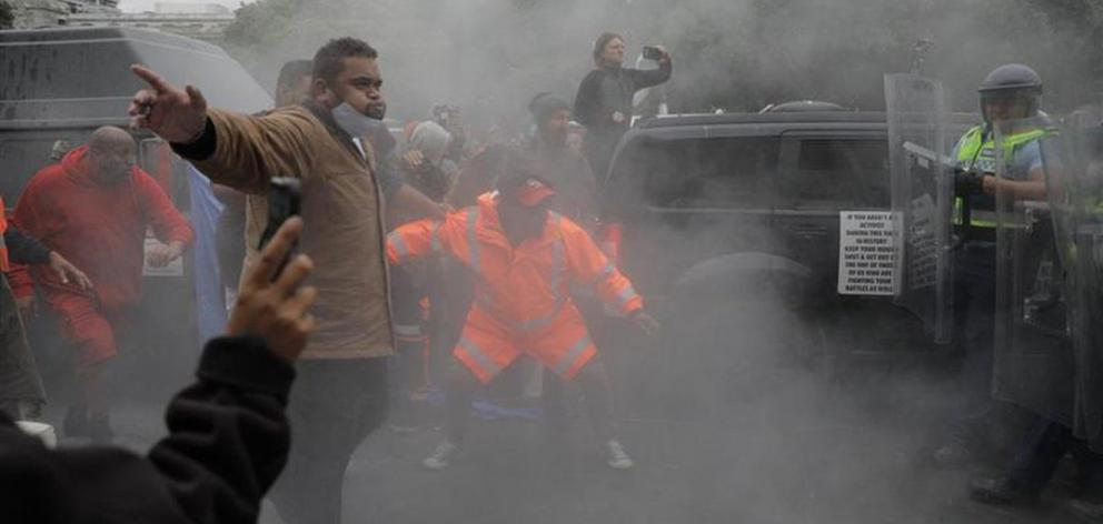 Protesters and police clash this morning. Photo: RNZ