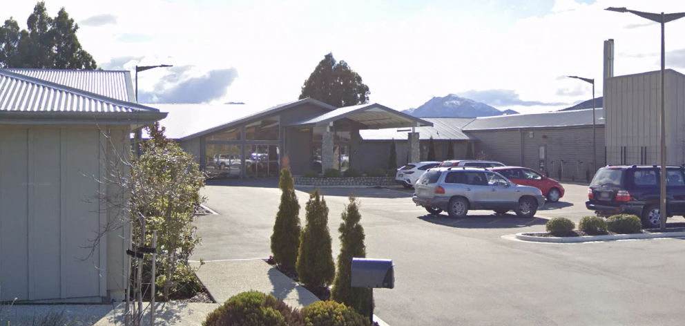 The Aspiring Enliven Care Centre in Cardrona Valley Rd is next to the Wānaka Lakes Health Centre....