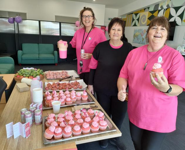 Te Whare Putea Trust manager Barbara Timms (centre), with Heartland Services co-ordinator Kapri...