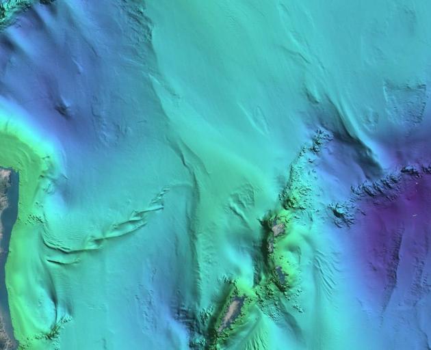 An image of the Cook Strait seabed shows previously unseen structures, a series of sandwaves measuring tens of metres high, and strong currents passing through the strait causing disturbances on the sea surface 80m above. Photo: Suppleid