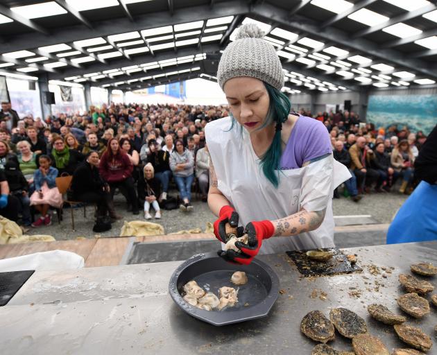 Thousands turn out for Bluff Oyster Festival Otago Daily Times Online