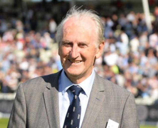 As a cricket administrator, Dexter became chairman of the England selectors between 1989 and 1993...