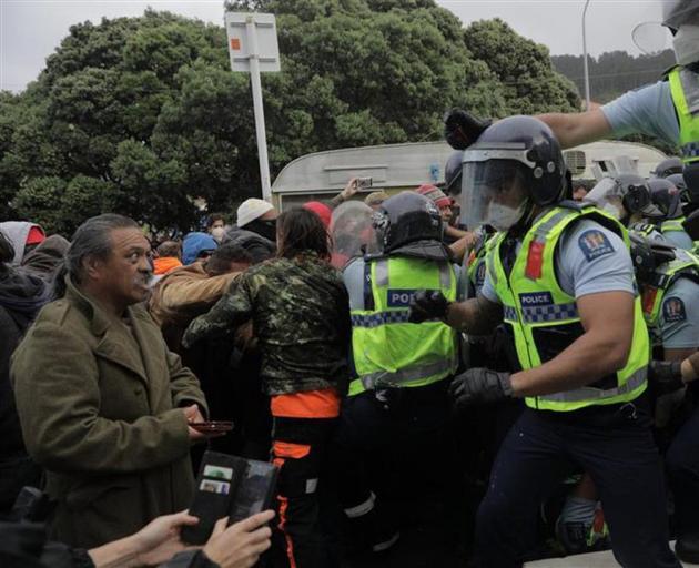 Protesters and police clash this morning. Photo: RNZ