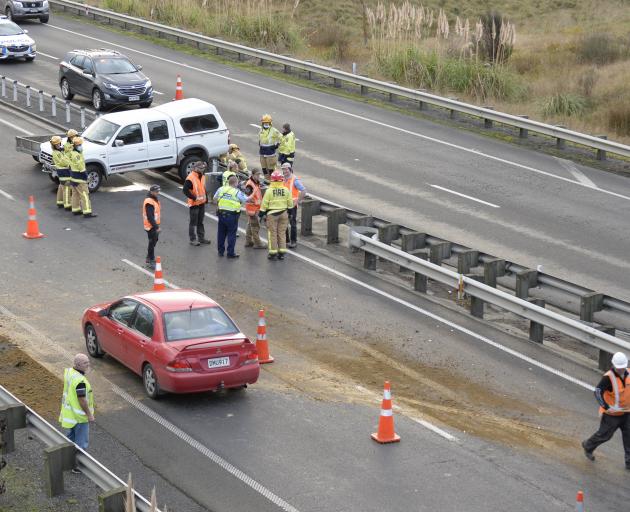 Rubbernecker fined for filming motorway crash scene | Otago Daily Times ...