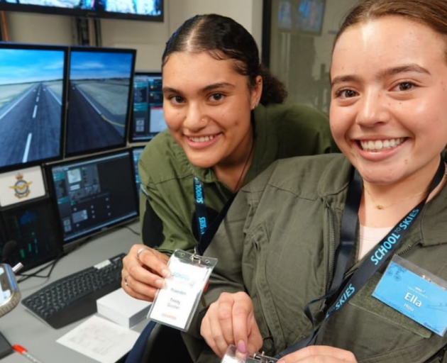 Trinity Goodier, left, and Ella Hou are keen to join the air force. Photo: RNZ