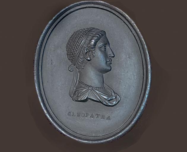Black basalt portrait medallion depicting Cleopatra, by Wedgwood & Bentley, ca. 1768 -1780. F46...