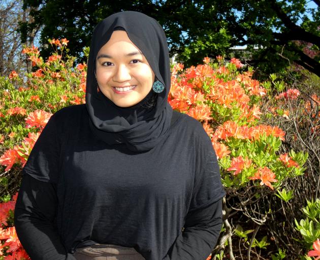 A better solution to floral foam is the aim of Fasya Amasani Setiawan’s startup business Kreafoam...