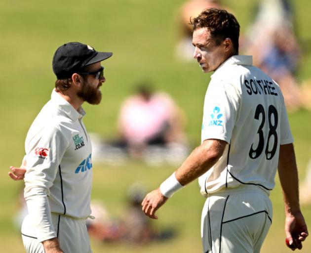 Tim Southee (right) and Kane Williamson. Photo: Getty Images  