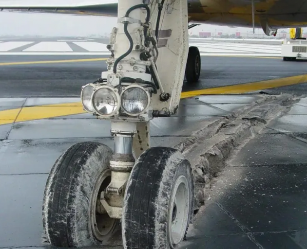 The landing gear of an aircraft that was brought to a safe stop by EMAS technology. Photo:...