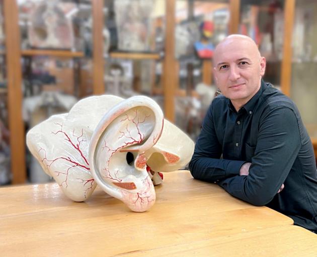 University of Otago applied anatomy researcher Associate Prof Yusuf Cakmak has won the 2024 Royal...