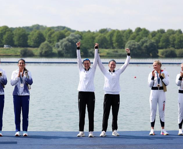 Gold medalists Brooke Francis and Lucy Spoors. Photo: Getty Images