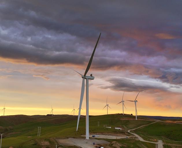 The Kaiwera Downs wind farm is to get considerably bigger as its second stage is constructed....