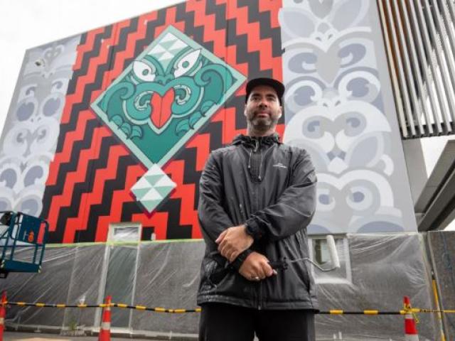 Artist Haser (Kairau Bradley). Photo: RNZ / Nate McKinnon