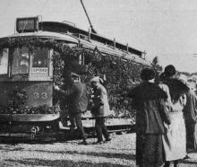 A decorated electric tram at the opening of the new tramway to Opoho. — Otago Witness, 16.9.1924