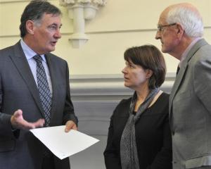 University of Otago chancellor John Ward (left) and vice-chancellor Harlene Hayne accept $3...