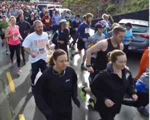 2017 Cadbury Dunedin Marathon. Screengrab: Craig Baxter