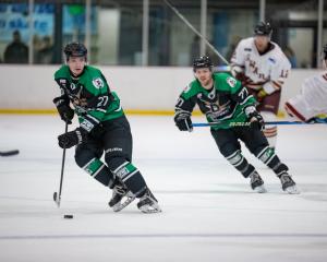 Ian Audas (left) and Ryan Wonfor in action for the Dunedin Thunder last season. PHOTO: KEA PHOTOS