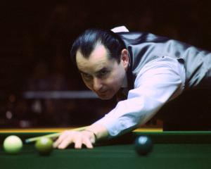 Ray Reardon in action at the table. Photo: Action Images via Reuters