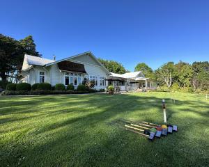 Wallingford Homestead and front lawn. PHOTO: HAWKE’S BAY TOURISM