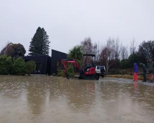 Flooding in Wānaka's this morning is threatening six properties. PHOTO: REGAN HARRIS